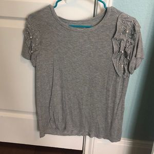 Francesca’s Gray Pearl Sleeve Top
